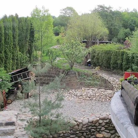 Handmade Natural Forest Nyaraló